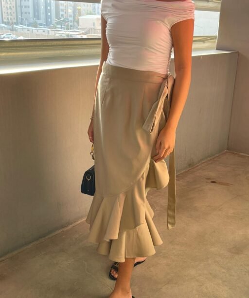 Alternative view of LAAF SKIRT